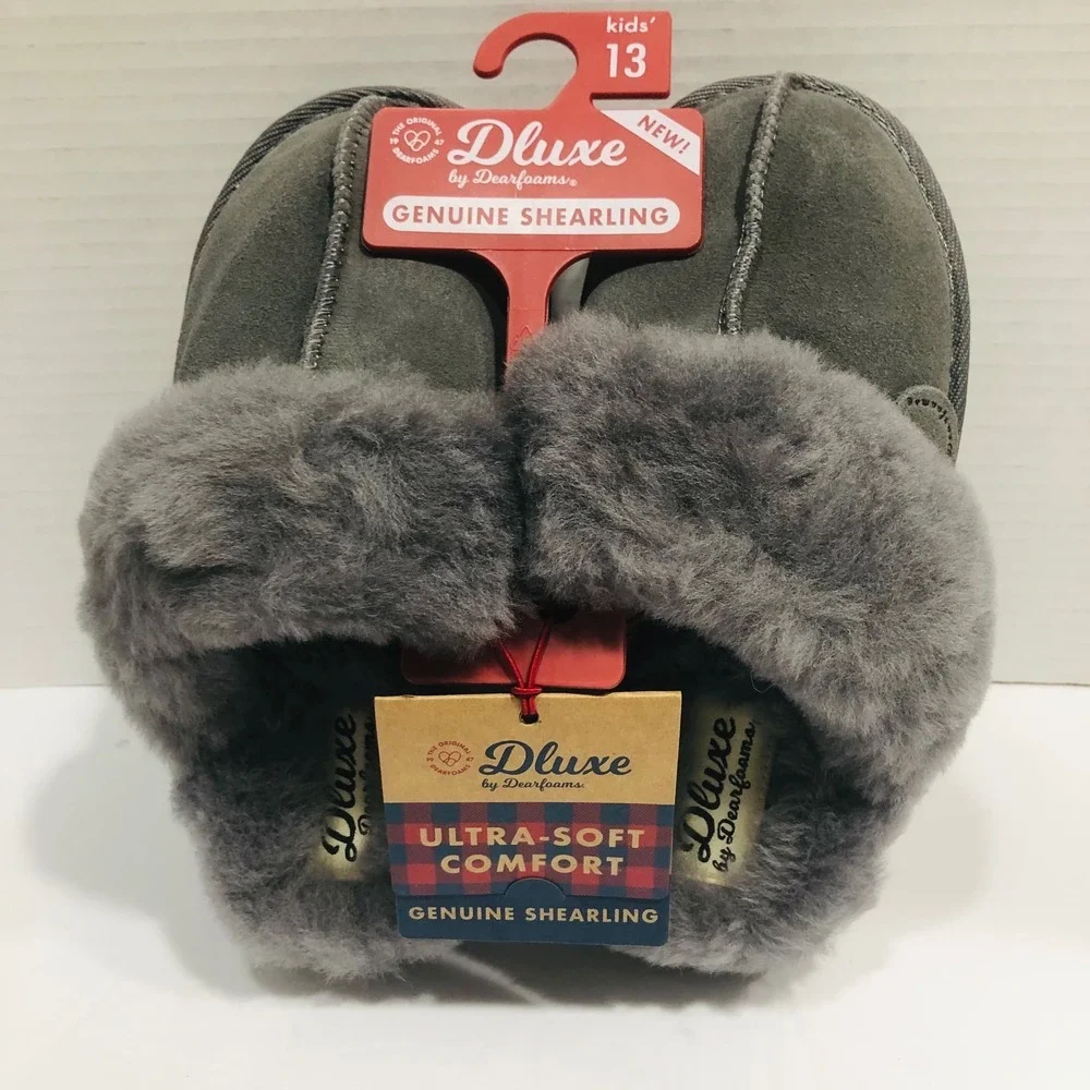 NWT Dearfoams Suede Shearling Slippers Slides Indoor Outdoor Furry Gray Kids 13